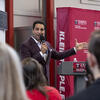 Sports media analyst and Temple alumnus, Kevin Negandhi, speaks on Main Campus.